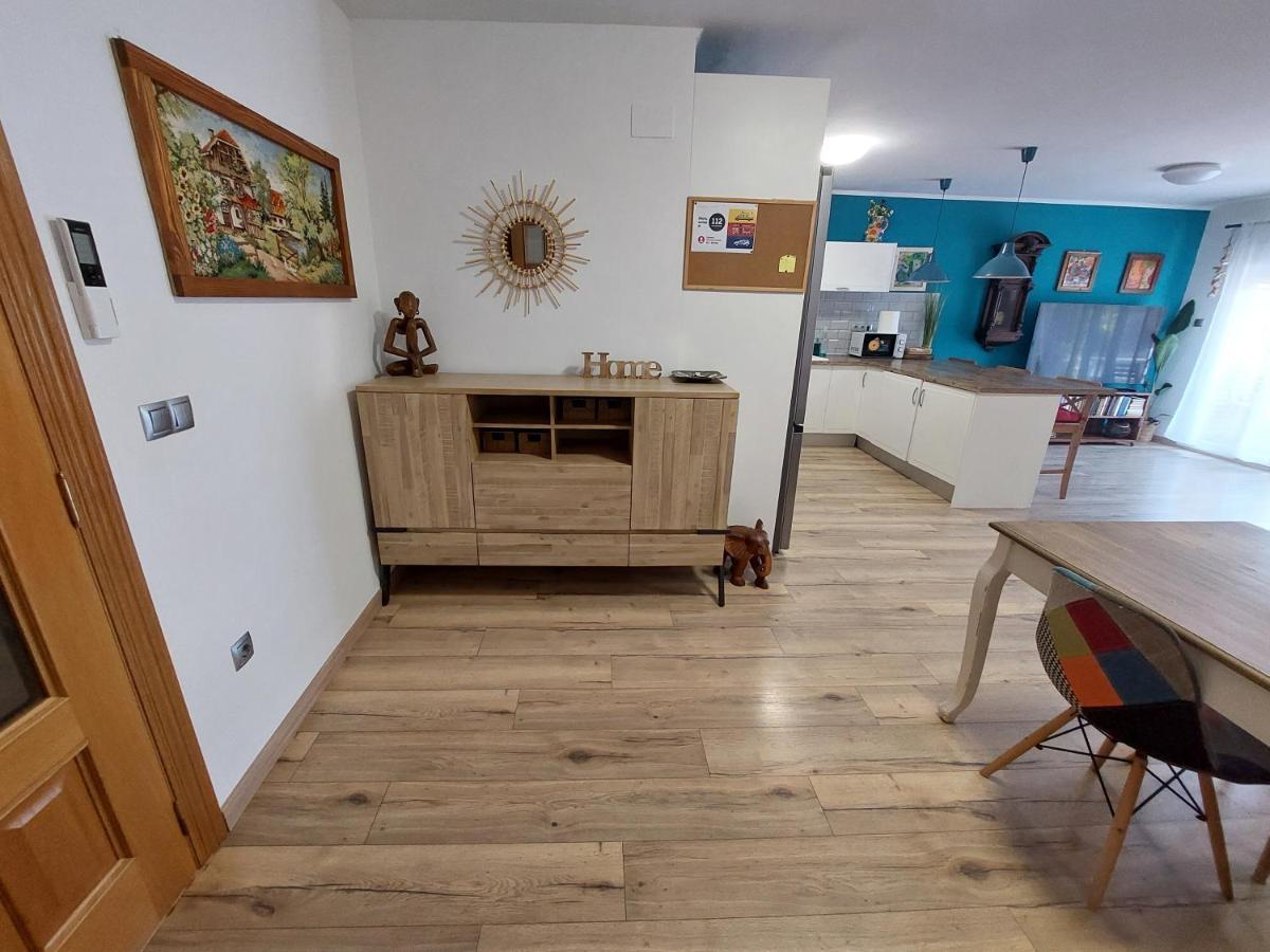 Family Apartment Andrea Alaquàs Eksteriør bilde