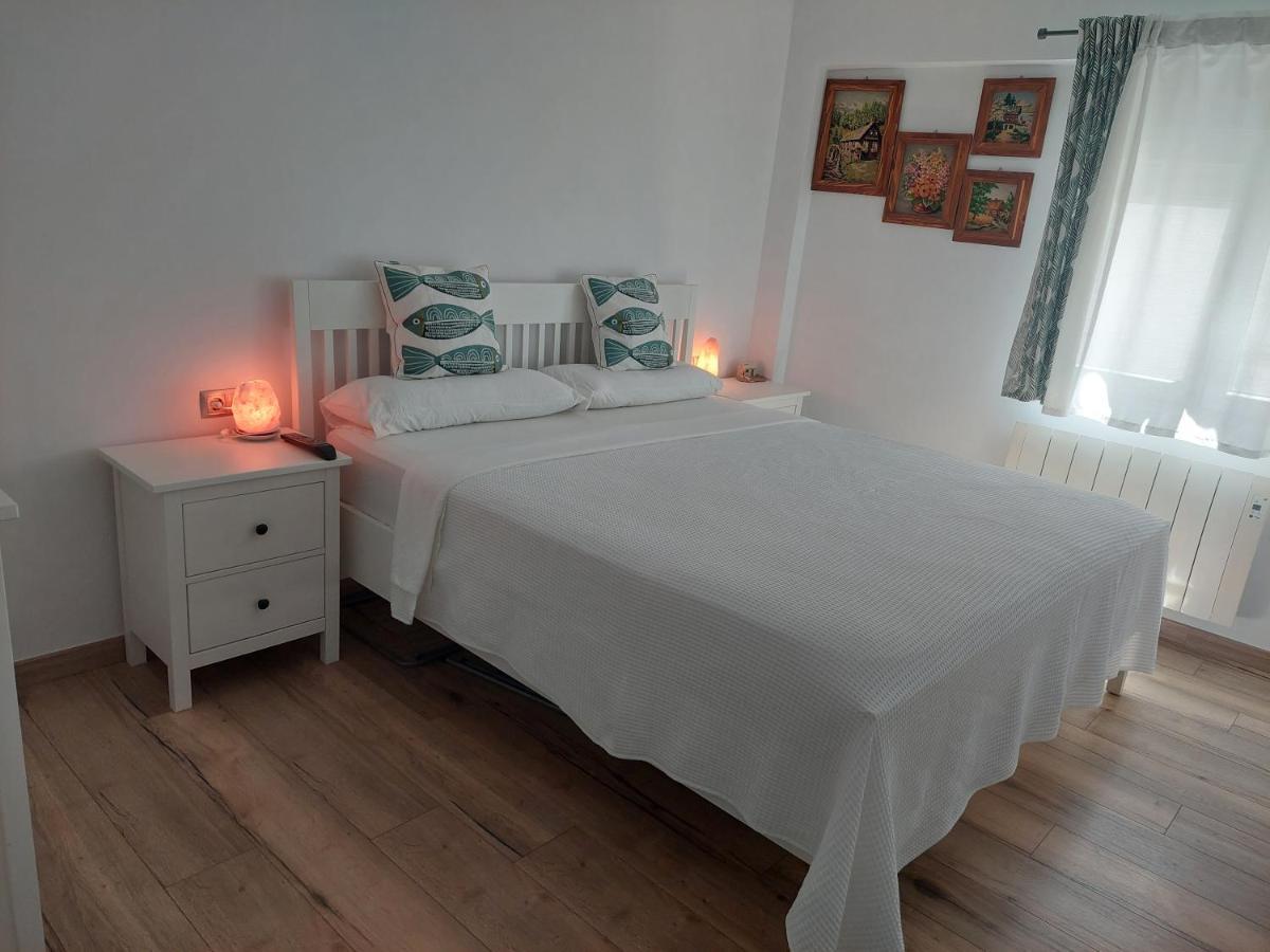 Family Apartment Andrea Alaquàs Eksteriør bilde